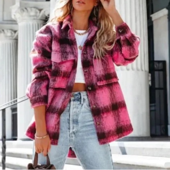 Vici Jackets & Blazers - NWT VICI London Plaid Shacket